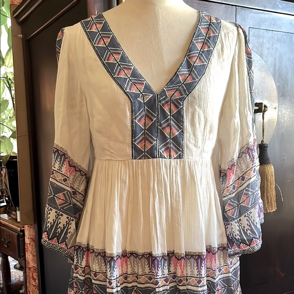 FREE PEOPLE SIZE S/P White and Blue Dress with Geometric Patterns - Picture 2 of 7